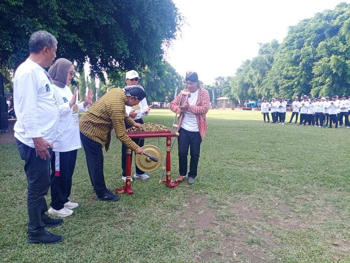 c39628b4-ff1b-45cb-a1e3-e602fbbfc9d6